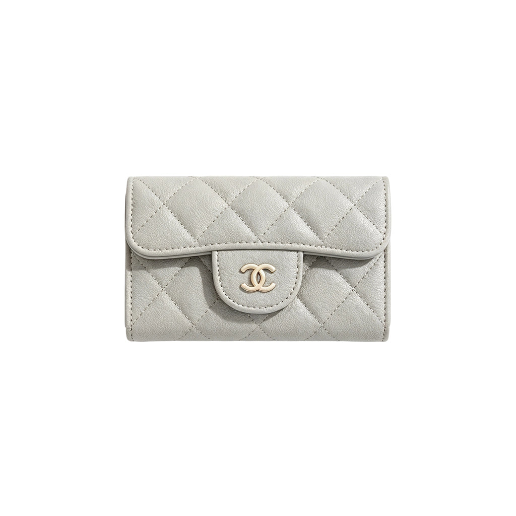 quilted-flap-card-holder