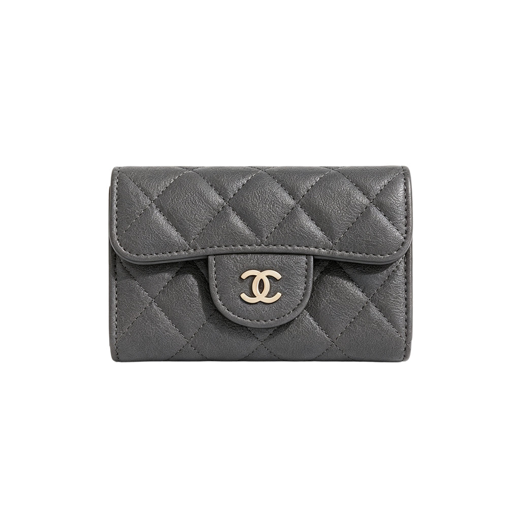 quilted-flap-card-holder
