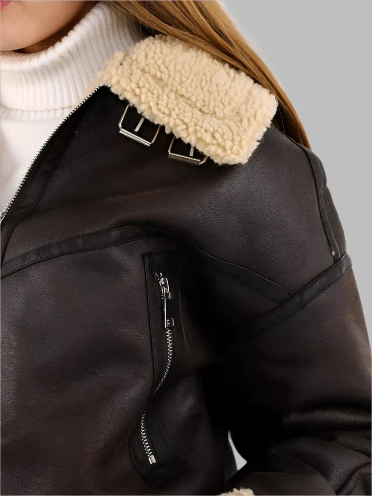 Ines | Kühne und elegante Jacke